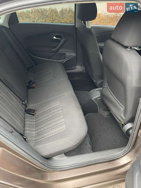 Седан Volkswagen Polo 2018 в Киеве фото 18 Седан Volkswagen Polo 2018 в Киеве