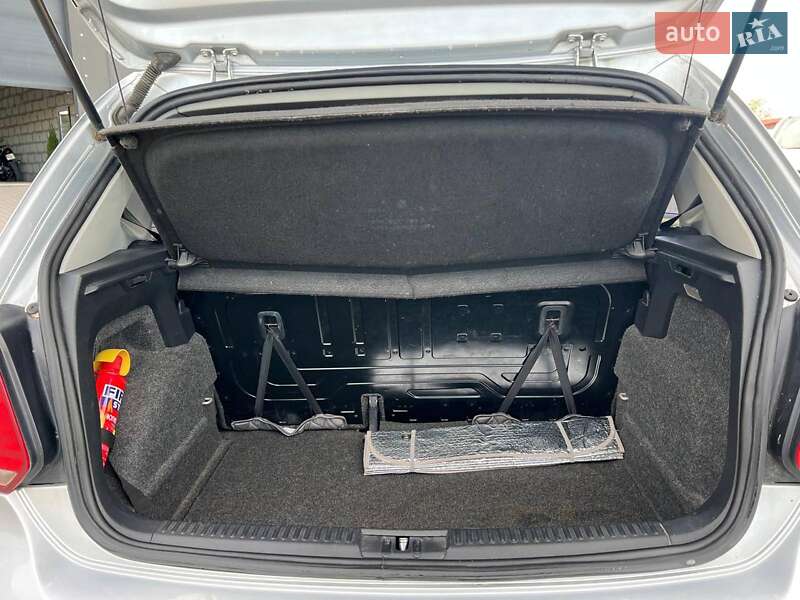 Хэтчбек Volkswagen Polo 2011 в Львове фото 35 Хэтчбек Volkswagen Polo 2011 в Львове