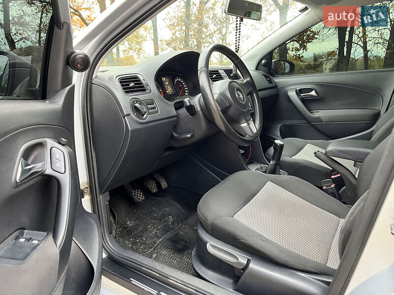 Хэтчбек Volkswagen Polo 2011 в Сумах фото 25 Хэтчбек Volkswagen Polo 2011 в Сумах