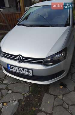Седан Volkswagen Polo 2011 в Ужгороді