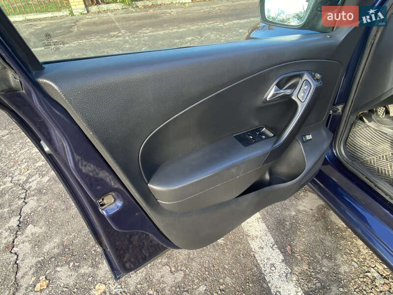 Седан Volkswagen Polo 2013 в Киеве фото 16 Седан Volkswagen Polo 2013 в Киеве
