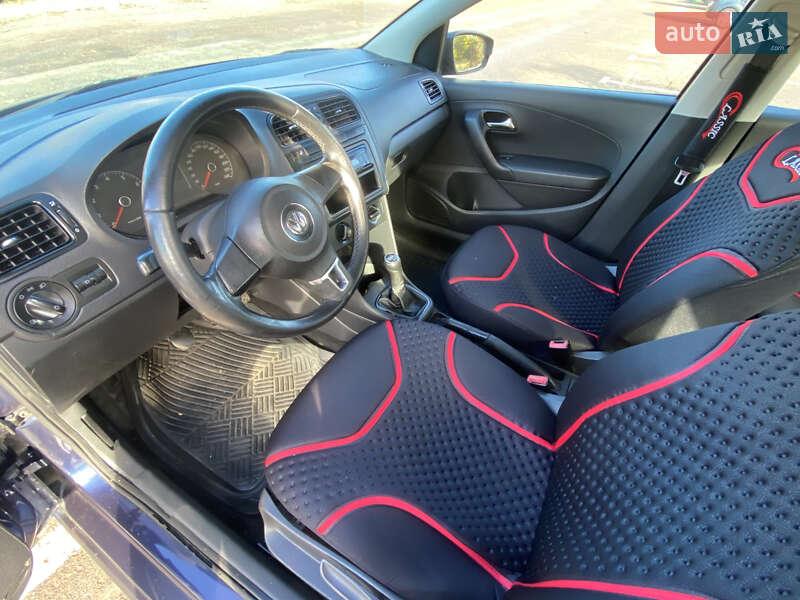 Седан Volkswagen Polo 2013 в Киеве фото 18 Седан Volkswagen Polo 2013 в Киеве