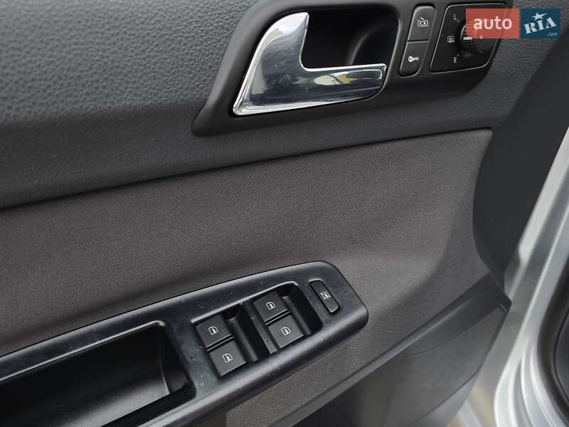 Хэтчбек Volkswagen Polo 2004 в Тернополе