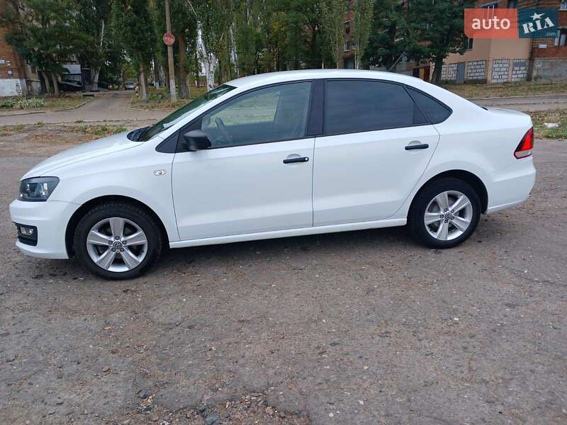 Седан Volkswagen Polo 2016 в Николаеве фото 4 Седан Volkswagen Polo 2016 в Николаеве