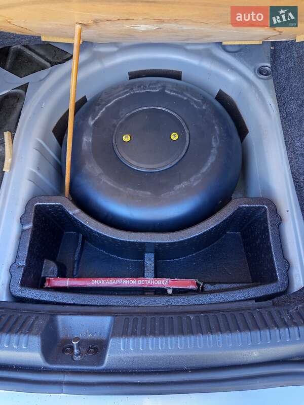 Седан Volkswagen Polo 2013 в Иванкове фото 8 Седан Volkswagen Polo 2013 в Иванкове