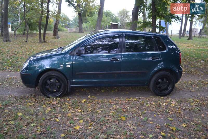 Хэтчбек Volkswagen Polo 2005 в Городище