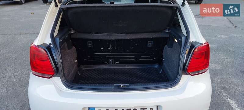 Хэтчбек Volkswagen Polo 2012 в Киеве фото 5 Хэтчбек Volkswagen Polo 2012 в Киеве