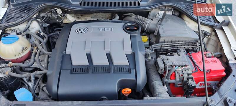Хэтчбек Volkswagen Polo 2012 в Киеве фото 16 Хэтчбек Volkswagen Polo 2012 в Киеве