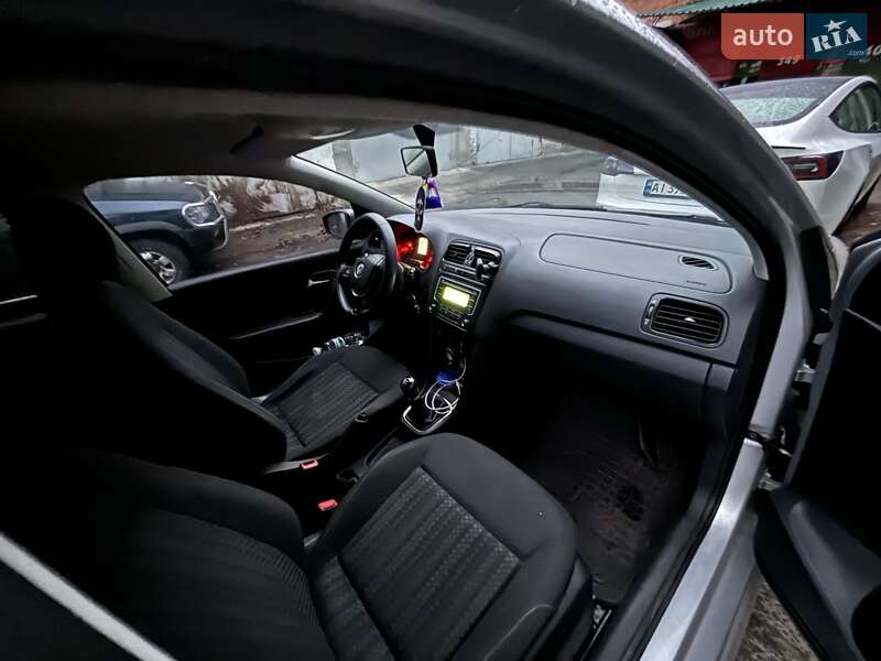 Седан Volkswagen Polo 2015 в Киеве фото 8 Седан Volkswagen Polo 2015 в Киеве