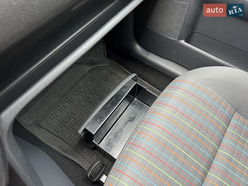 Хэтчбек Volkswagen Polo 2008 в Одессе