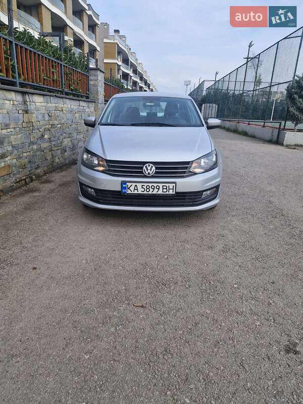 Седан Volkswagen Polo 2016 в Киеве фото Седан Volkswagen Polo 2016 в Киеве