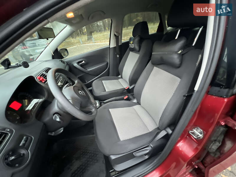 Седан Volkswagen Polo 2011 в Києві фото 8 Седан Volkswagen Polo 2011 в Києві