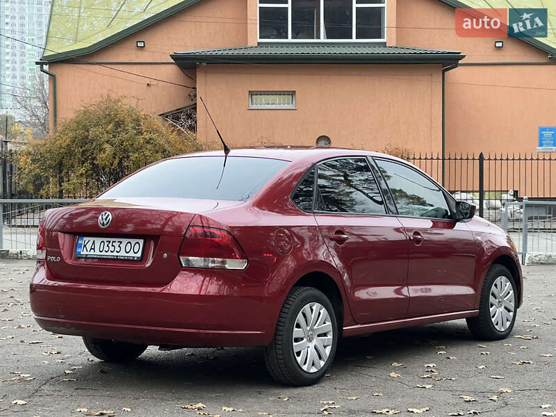 Седан Volkswagen Polo 2011 в Києві фото 4 Седан Volkswagen Polo 2011 в Києві