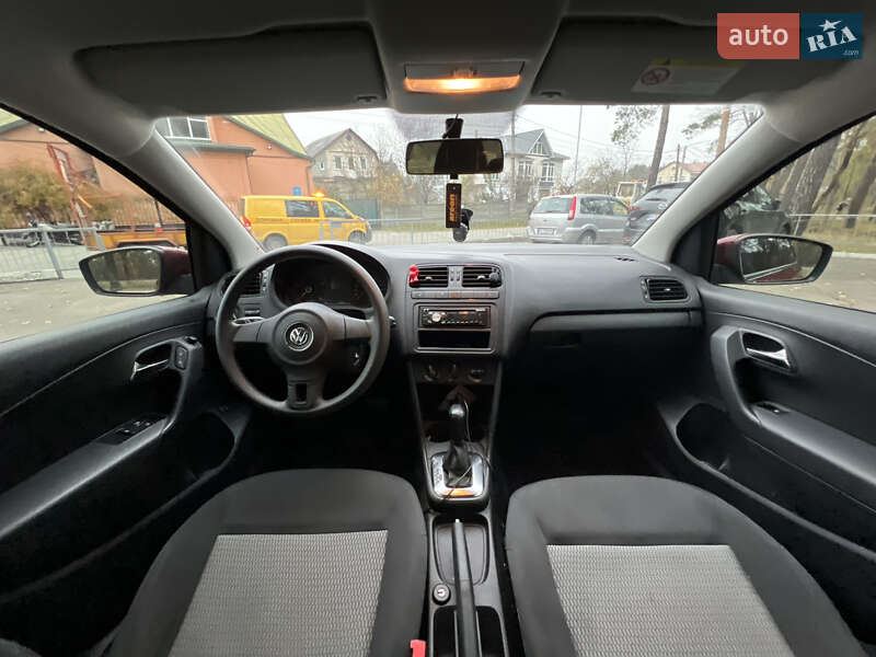 Седан Volkswagen Polo 2011 в Києві фото 13 Седан Volkswagen Polo 2011 в Києві