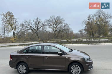 Седан Volkswagen Polo 2017 в Желтых Водах
