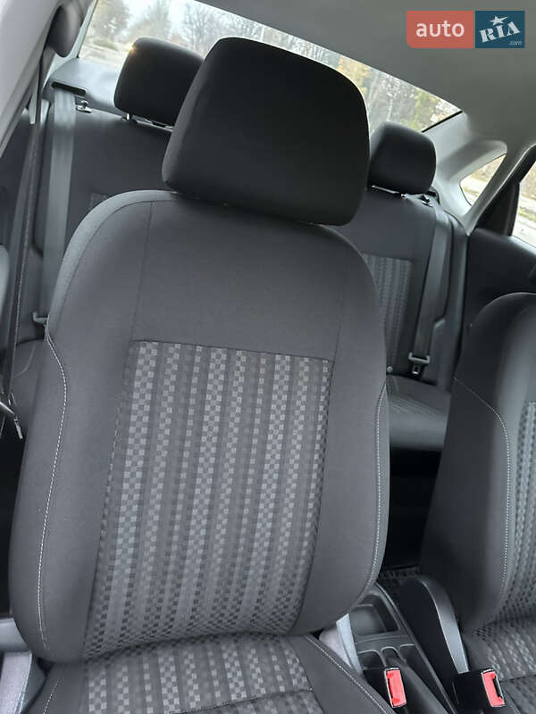 Седан Volkswagen Polo 2017 в Желтых Водах