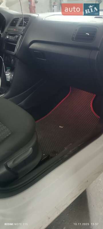 Хэтчбек Volkswagen Polo 2014 в Львове