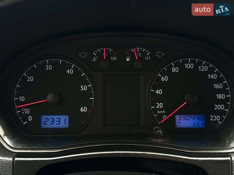 Хэтчбек Volkswagen Polo 2003 в Киеве