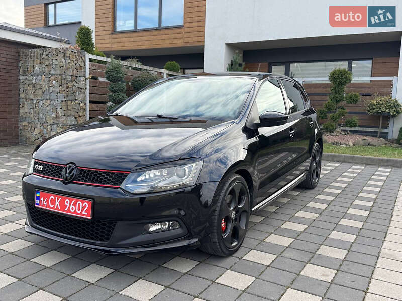 Хетчбек Volkswagen Polo 2011 в Стрию