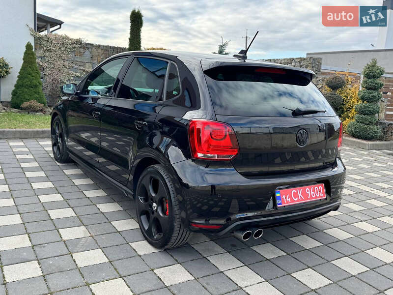 Хетчбек Volkswagen Polo 2011 в Стрию