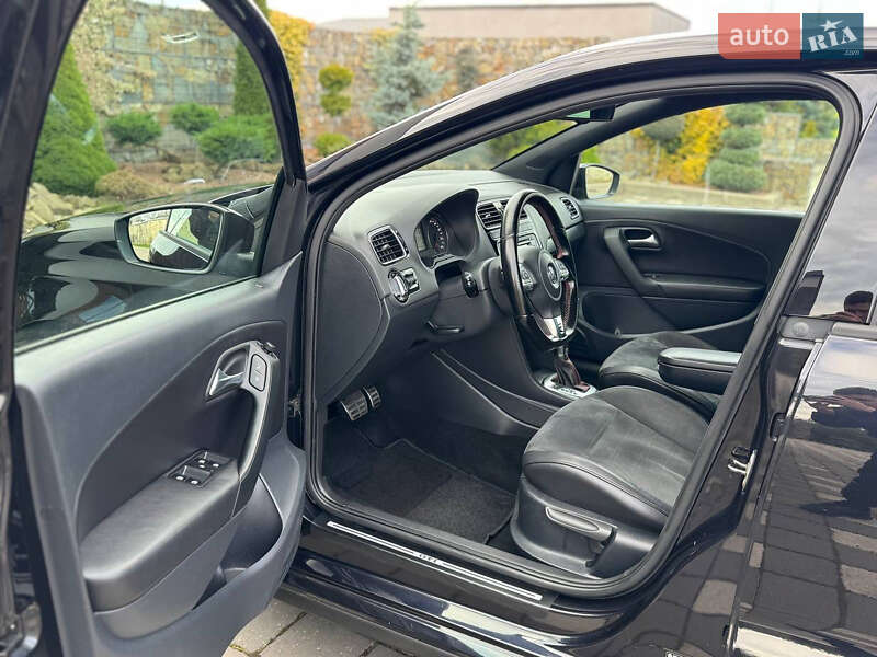 Хетчбек Volkswagen Polo 2011 в Стрию