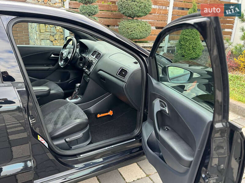 Хетчбек Volkswagen Polo 2011 в Стрию