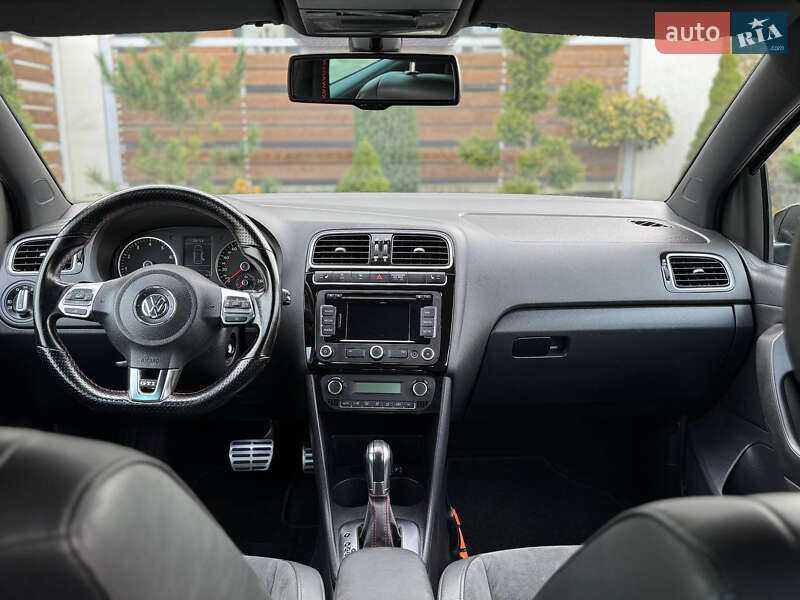 Хетчбек Volkswagen Polo 2011 в Стрию