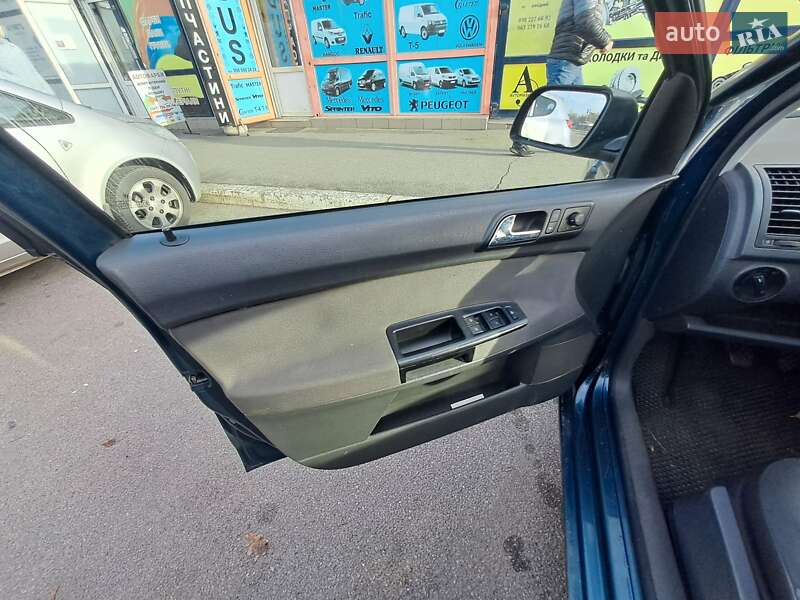 Хэтчбек Volkswagen Polo 2005 в Киеве фото 10 Хэтчбек Volkswagen Polo 2005 в Киеве