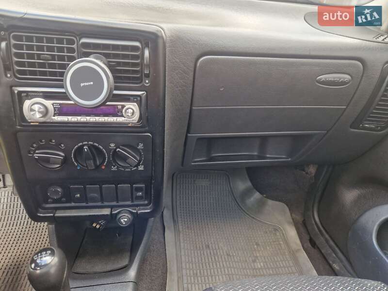 Хэтчбек Volkswagen Polo 1996 в Харькове