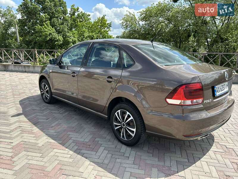 Седан Volkswagen Polo 2017 в Харькове