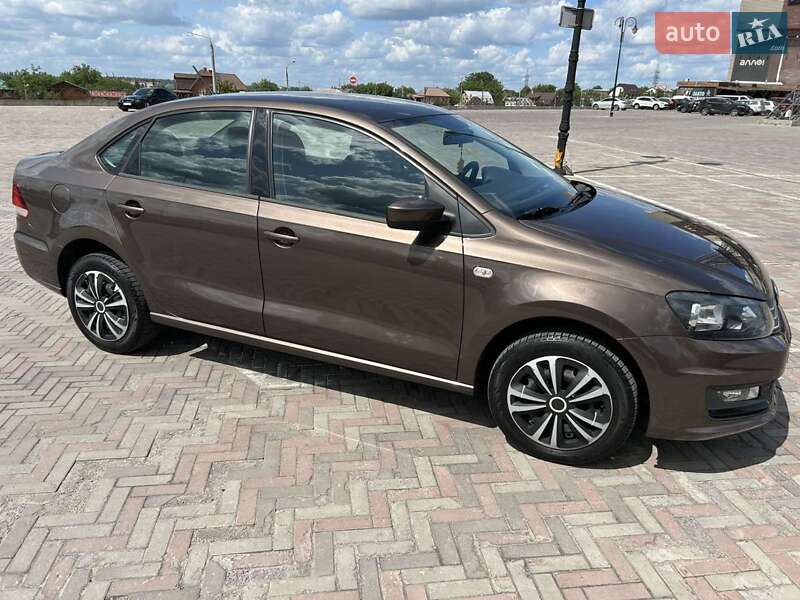 Седан Volkswagen Polo 2017 в Харькове