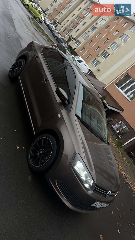 Седан Volkswagen Polo 2014 в Киеве