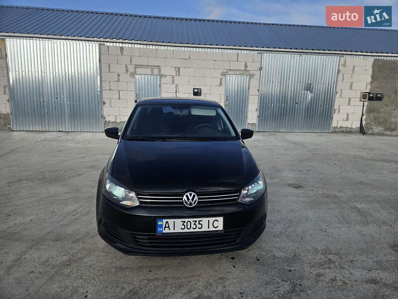 Седан Volkswagen Polo 2013 в Кагарлыке