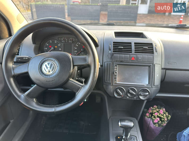 Хэтчбек Volkswagen Polo 2006 в Днепре