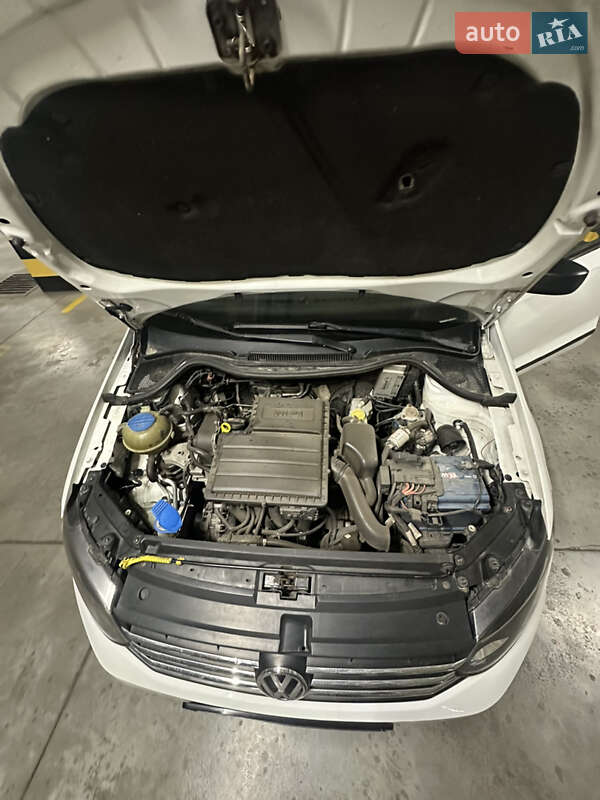 Седан Volkswagen Polo 2018 в Одессе