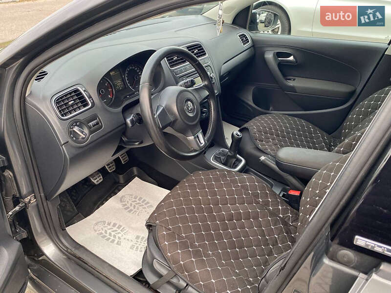 Хэтчбек Volkswagen Polo 2011 в Житомире
