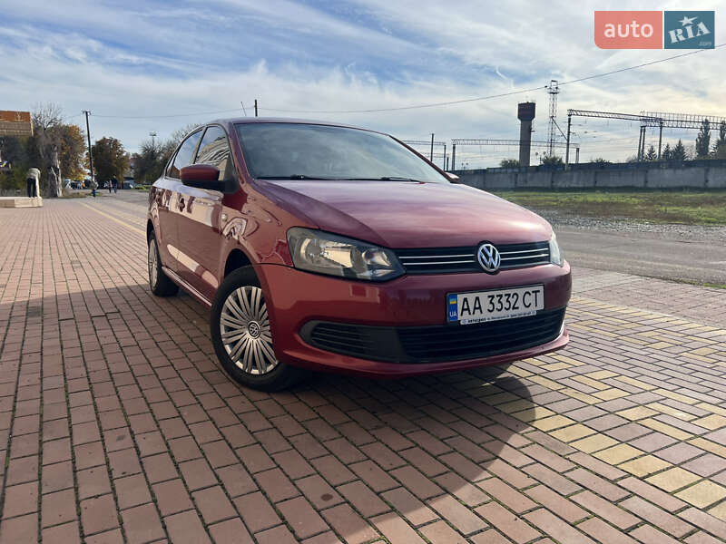 Седан Volkswagen Polo 2012 в Кривому Розі