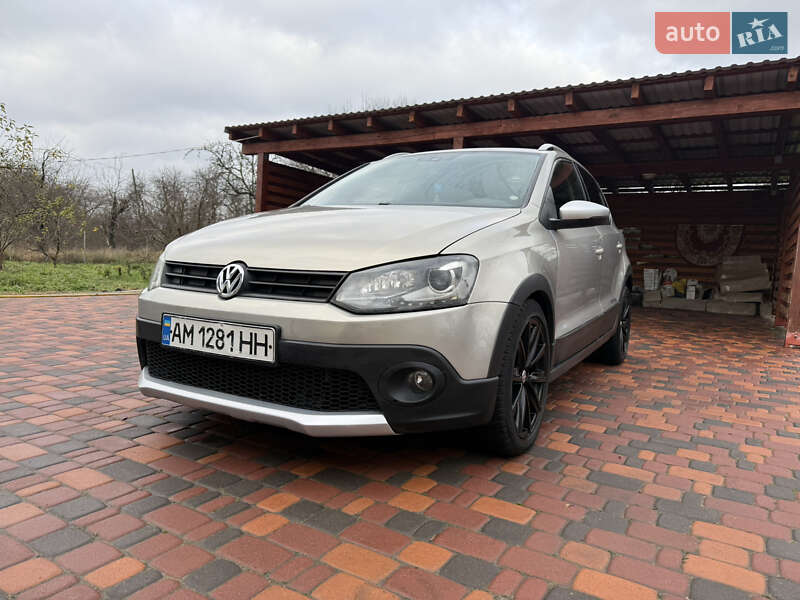 Хэтчбек Volkswagen Polo 2011 в Житомире