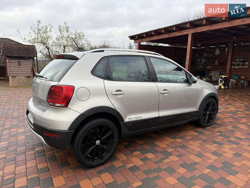 Хэтчбек Volkswagen Polo 2011 в Житомире