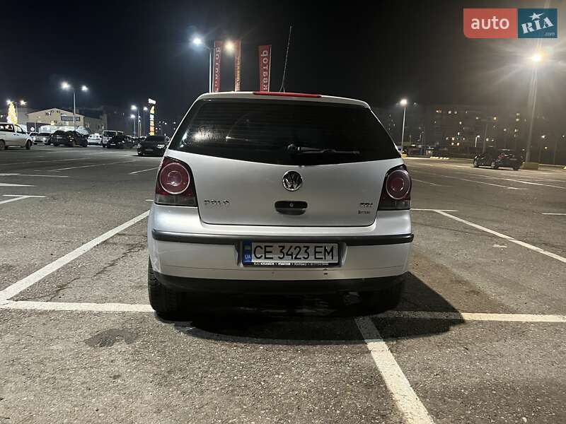 Хэтчбек Volkswagen Polo 2005 в Черновцах