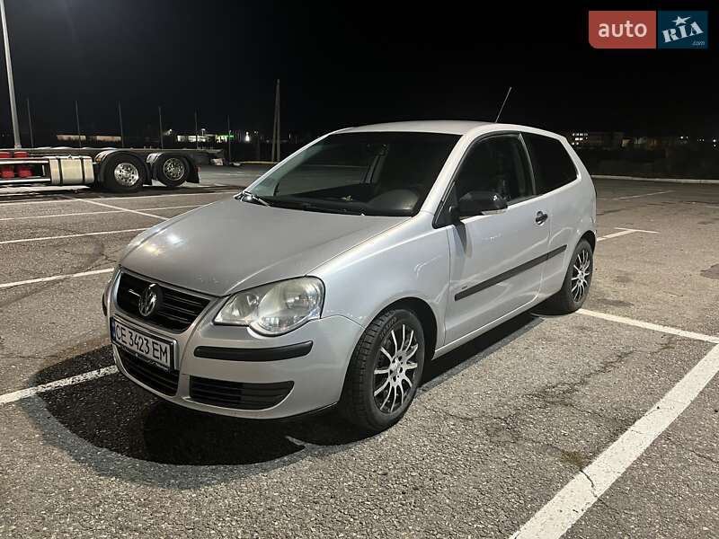 Хэтчбек Volkswagen Polo 2005 в Черновцах