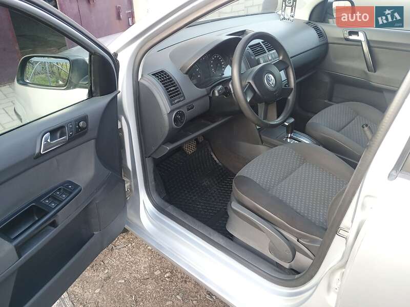 Хэтчбек Volkswagen Polo 2005 в Николаеве