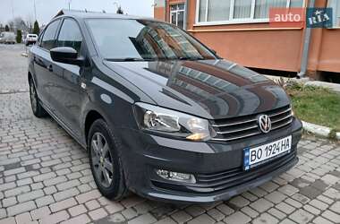 Седан Volkswagen Polo 2016 в Чорткове