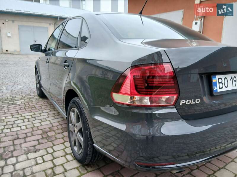 Седан Volkswagen Polo 2016 в Чорткове