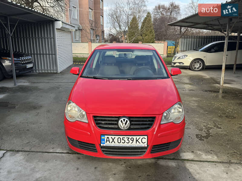 Хэтчбек Volkswagen Polo 2008 в Сумах
