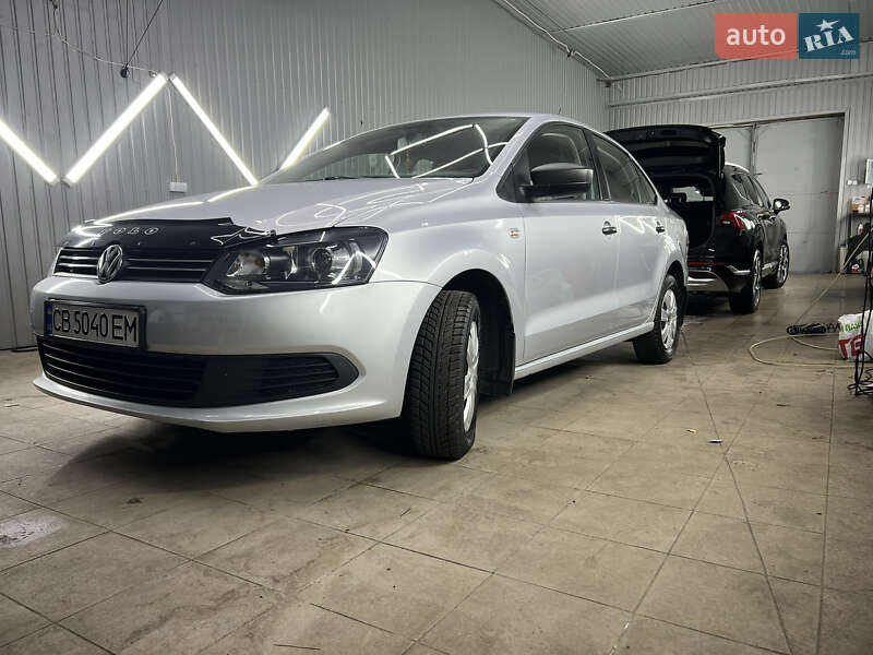 Седан Volkswagen Polo 2011 в Чернигове фото 2 Седан Volkswagen Polo 2011 в Чернигове
