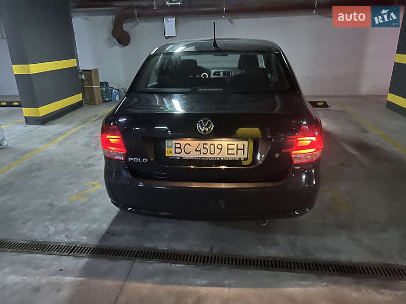 Седан Volkswagen Polo 2013 в Киеве