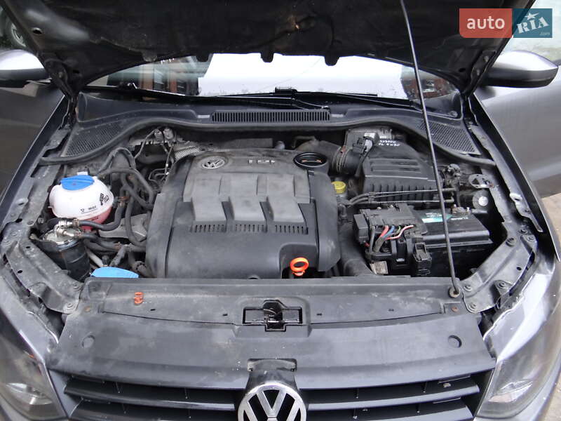 Хэтчбек Volkswagen Polo 2010 в Ахтырке фото 30 Хэтчбек Volkswagen Polo 2010 в Ахтырке