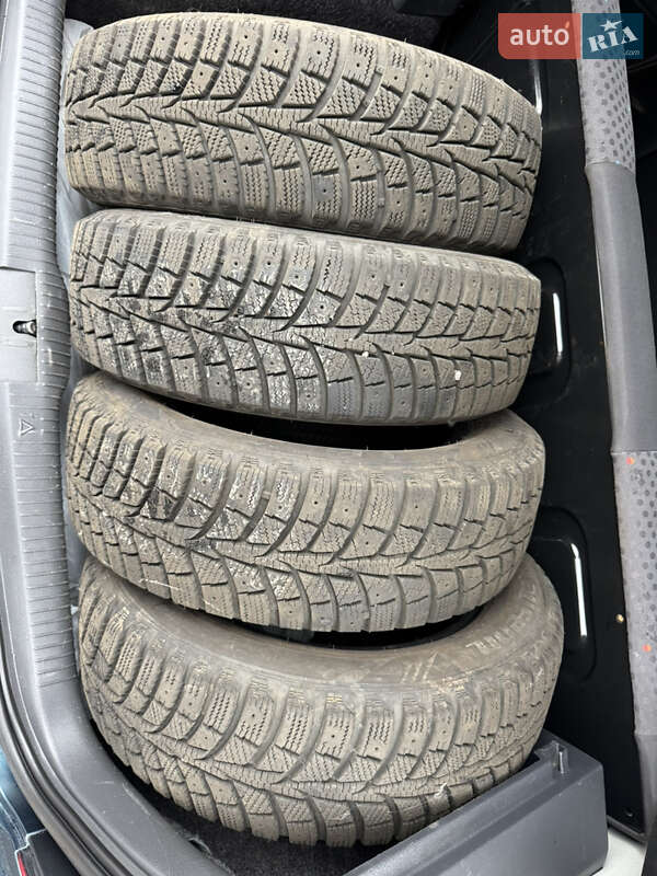 Хэтчбек Volkswagen Polo 2003 в Киеве