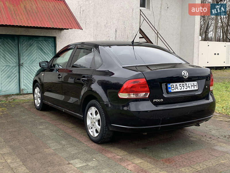 Седан Volkswagen Polo 2012 в Долине фото 9 Седан Volkswagen Polo 2012 в Долине